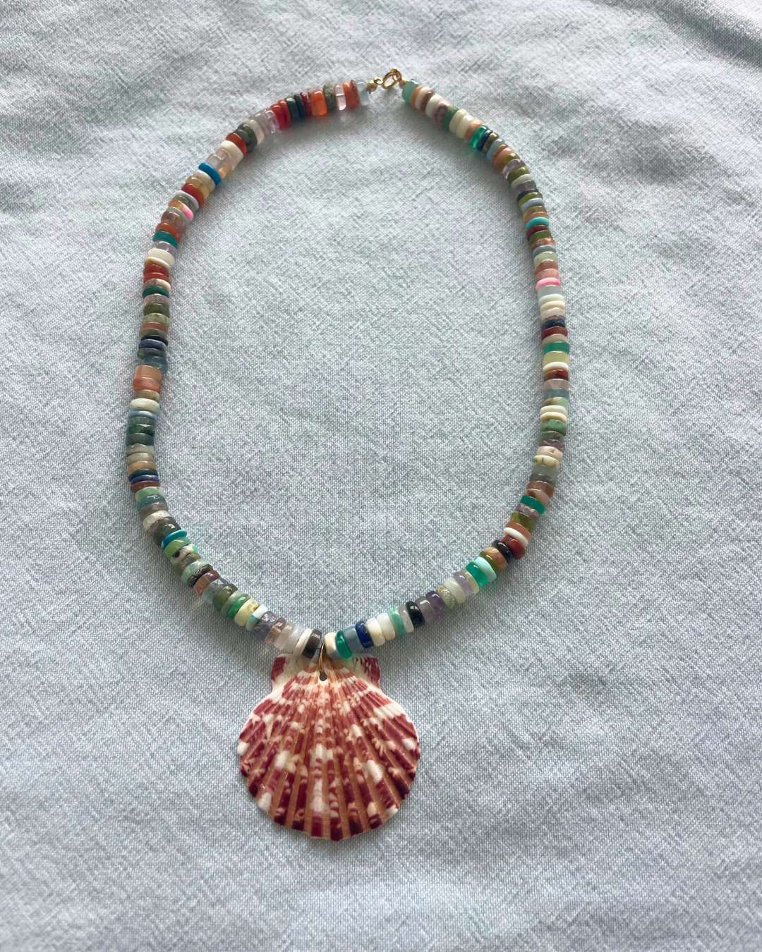 Pebble - Mixed Amethyst Shell Necklace