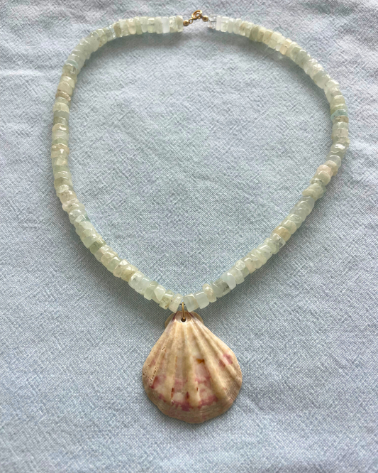 Seabreeze 3 - Aquamarine Shell Necklace