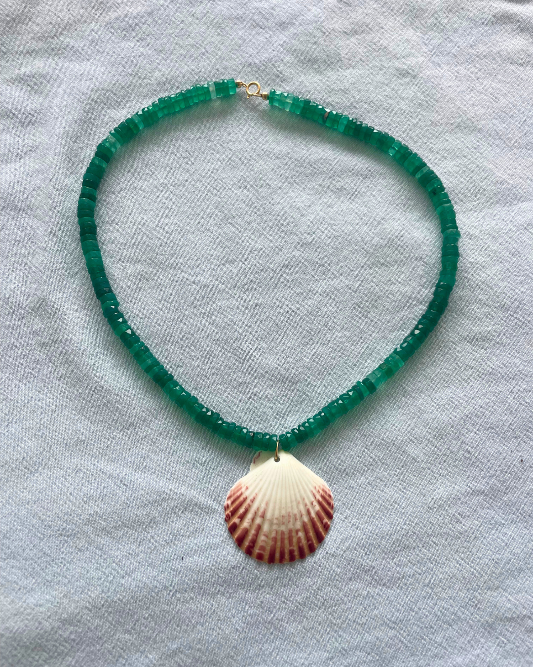 Jade Cove - Green Onyx Shell Necklace