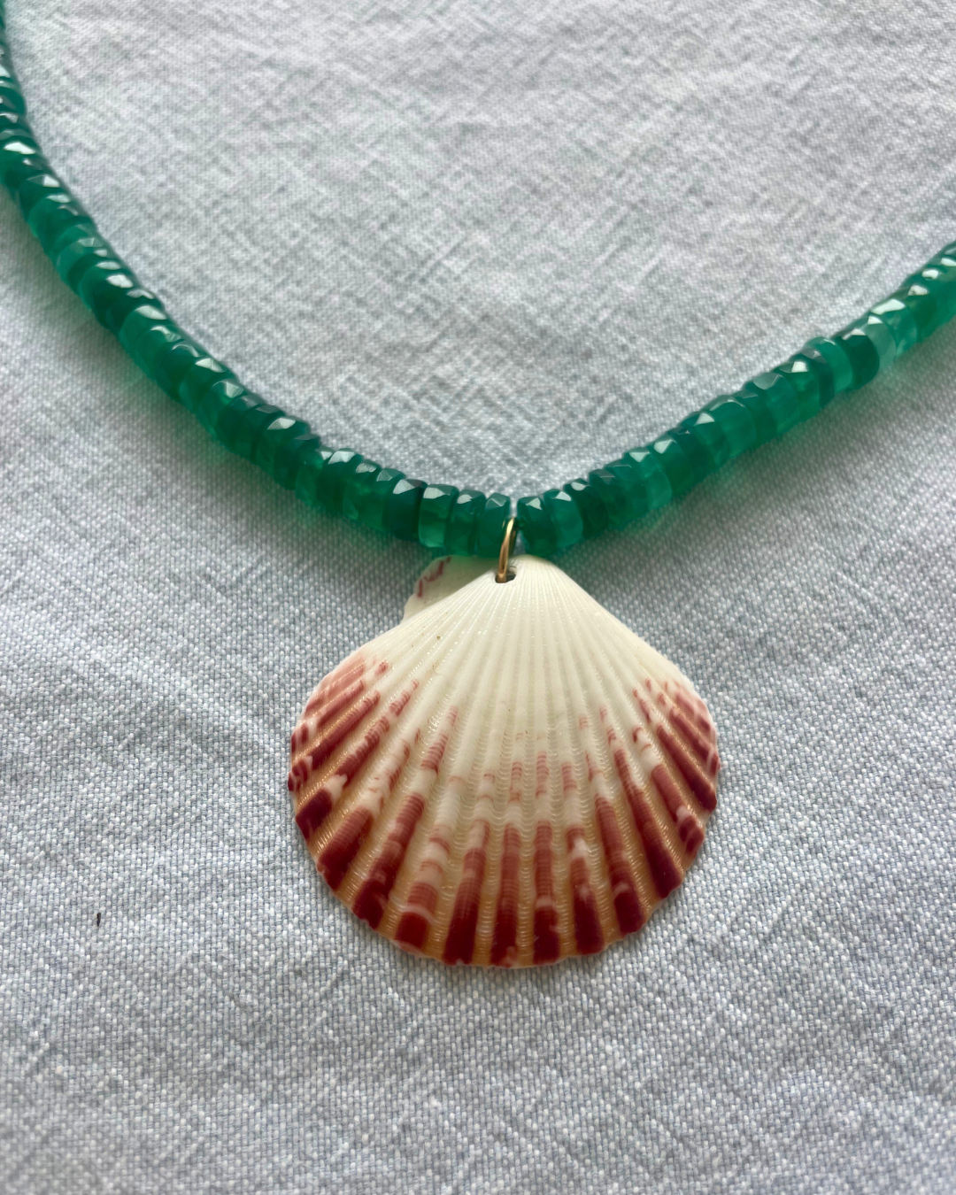 Jade Cove - Green Onyx Shell Necklace
