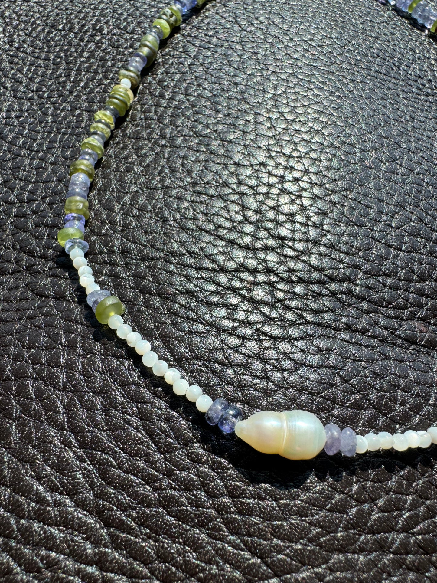 Baroque pearl necklace