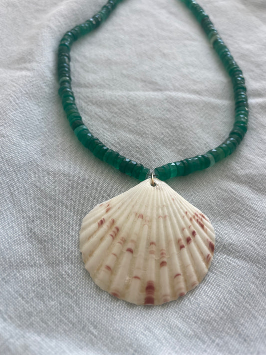 Jade Cove 2 - Green Onyx Shell Necklace