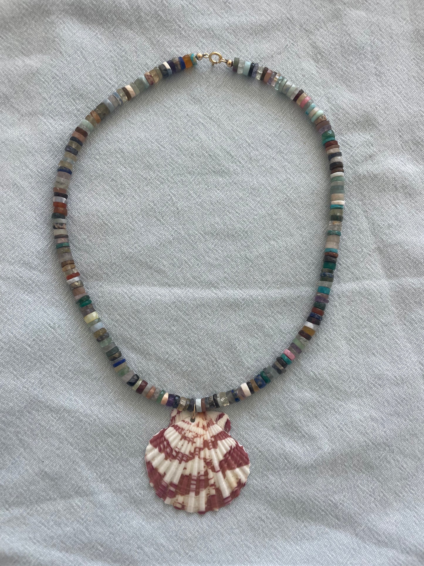 Pebble 2 - Mixed Amethyst Shell Necklace