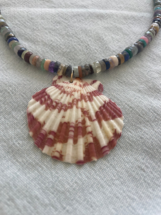 Pebble 2 - Mixed Amethyst Shell Necklace